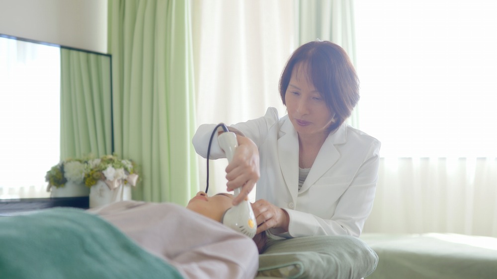 音響療法の開発者