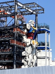 動く巨大ガンダム